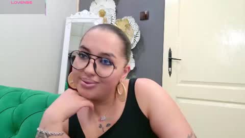 Snapshot of allyiah chatting on July 28, 4:39 pm online show from July 28, 4:39 pm