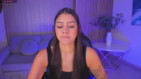 Snapshot of allyjensen chatting on January 24, 10:43 am Alisson online show from January 24, 10:43 am