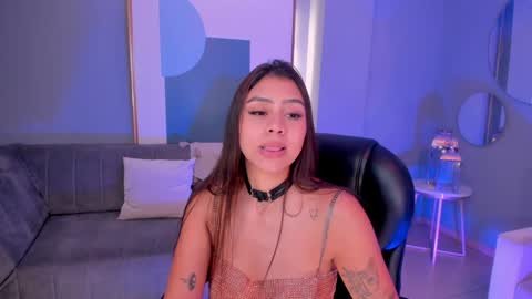 Snapshot of allyjensen chatting on January 28, 4:41 pm Alisson online show from January 28, 4:41 pm