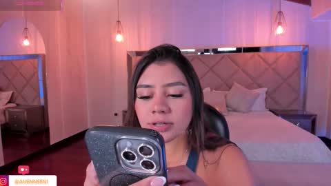 Snapshot of allyjensen chatting on September 26, 10:19 am Alisson online show from September 26, 10:19 am
