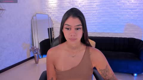 Snapshot of allyjensen chatting on October 6, 10:23 am Alisson online show from October 6, 10:23 am