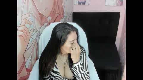 Snapshot of allysonmilf chatting on October 14, 2:07 pm Allyson online show from October 14, 2:07 pm