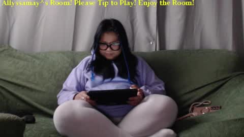 Snapshot of allyssamay chatting on January 3, 9:25 am Allyssamay online show from January 3, 9:25 am