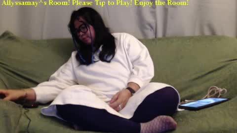 Snapshot of allyssamay chatting on January 12, 3:28 am Allyssamay online show from January 12, 3:28 am