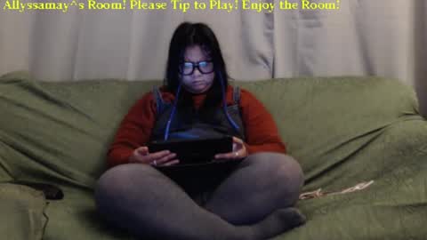 Snapshot of allyssamay chatting on January 14, 6:34 am Allyssamay online show from January 14, 6:34 am