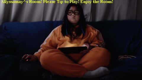 Snapshot of allyssamay chatting on January 21, 7:37 am Allyssamay online show from January 21, 7:37 am