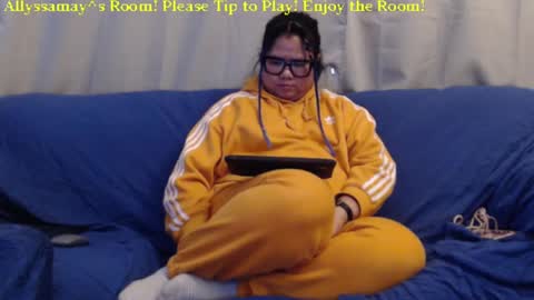 Snapshot of allyssamay chatting on January 24, 6:57 am Allyssamay online show from January 24, 6:57 am