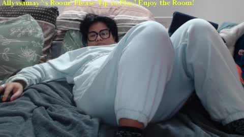 Snapshot of allyssamay chatting on February 4, 6:25 am Allyssamay online show from February 4, 6:25 am