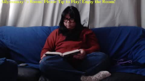 Snapshot of allyssamay chatting on March 3, 6:48 am Allyssamay online show from March 3, 6:48 am