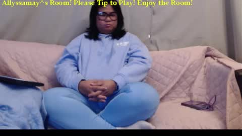 Snapshot of allyssamay chatting on October 23, 6:02 am Allyssamay online show from October 23, 6:02 am