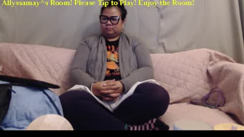Snapshot of allyssamay chatting on November 12, 4:57 am Allyssamay online show from November 12, 4:57 am