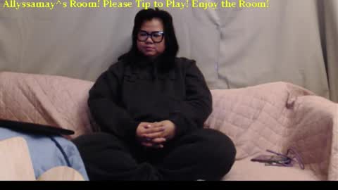 Snapshot of allyssamay chatting on November 16, 3:34 am Allyssamay online show from November 16, 3:34 am