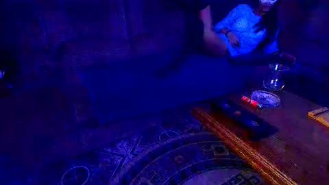 Snapshot of alma212 chatting on December 4, 2:59 pm LaraIan online show from December 4, 2:59 pm