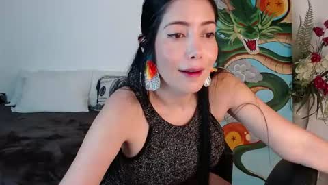 Snapshot of alma_art_ chatting on June 30, 10:44 pm alma_art_ online show from June 30, 10:44 pm