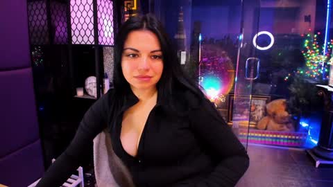 Snapshot of alma_pearl chatting on November 16, 9:48 am Alma online show from November 16, 9:48 am