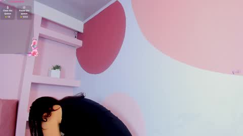 alma_x_ online show from April 29, 1:15 pm