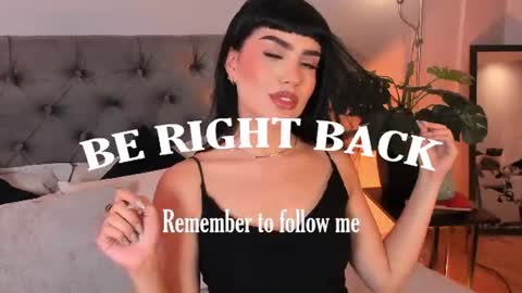 Mia online show from July 12, 3:14 pm