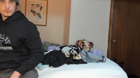 Snapshot of almakay01 chatting on January 12, 1:11 am Jean and nick online show from January 12, 1:11 am