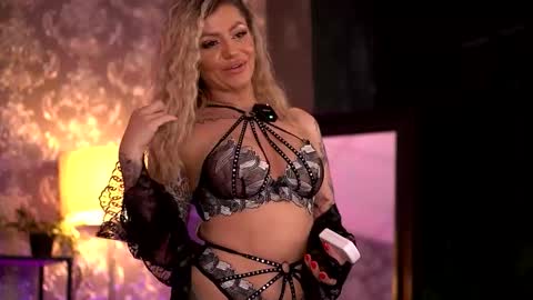 Alma online show from November 29, 7:50 pm