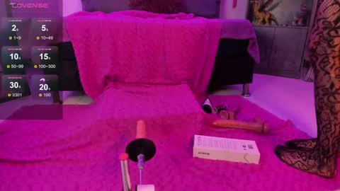 Snapshot of almazz_ chatting on September 22, 3:25 pm Santy online show from September 22, 3:25 pm