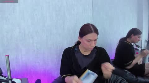 Snapshot of almazz_ chatting on October 11, 8:07 pm Santy online show from October 11, 8:07 pm