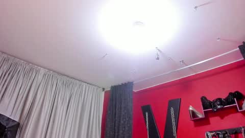 Snapshot of almazz_ chatting on May 9, 10:20 am Santy online show from May 9, 10:20 am