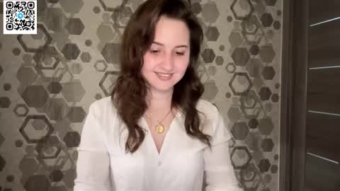 Snapshot of almostinnocent_ chatting on September 9, 7:57 pm Anna online show from September 9, 7:57 pm