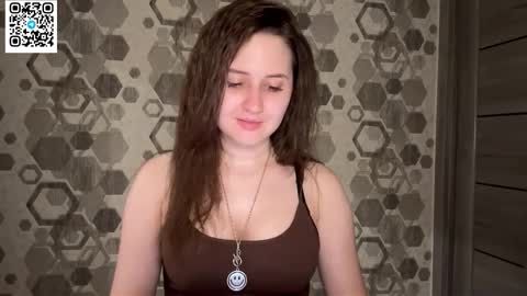 Snapshot of almostinnocent_ chatting on September 16, 8:54 pm Anna online show from September 16, 8:54 pm