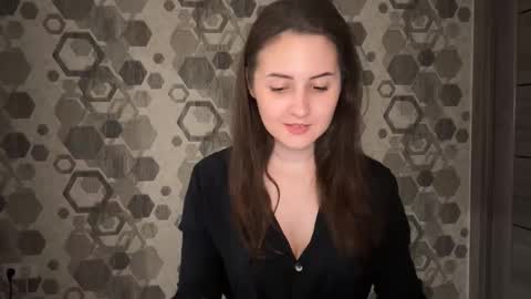 Snapshot of almostinnocent_ chatting on September 24, 9:51 pm Anna online show from September 24, 9:51 pm