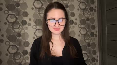 Snapshot of almostinnocent_ chatting on September 25, 10:13 pm Anna online show from September 25, 10:13 pm