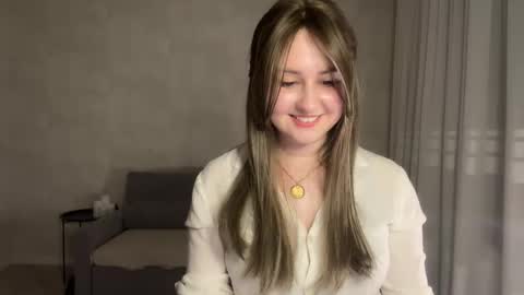 Anna online show from March 7, 9:23 pm