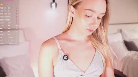 Lia online show from June 26, 1:43 am