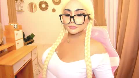 Snapshot of alodiacums chatting on November 24, 11:48 pm alodia x princess online show from November 24, 11:48 pm