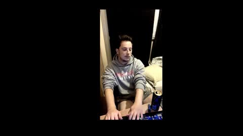 Snapshot of alolanmonke chatting on October 11, 11:47 pm alolanmonke online show from October 11, 11:47 pm