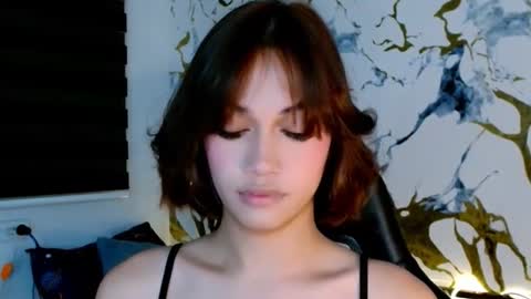Snapshot of alondrasvenom69 chatting on June 29, 7:58 am Alondra online show from June 29, 7:58 am