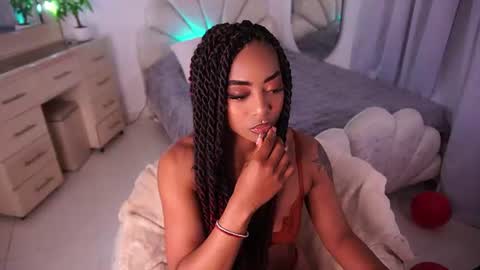 Alondra online show from June 27, 9:36 am