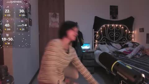 Snapshot of alone_together_ chatting on November 29, 12:13 am luca or garu D online show from November 29, 12:13 am