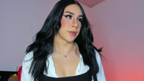 Hazel Bowie online show from October 28, 7:01 am