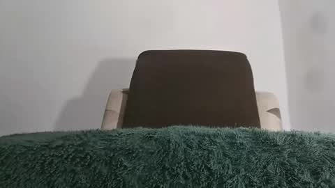 alotofcream4u online show from December 17, 5:35 am