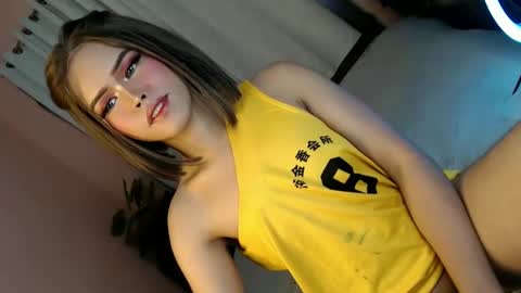 LEXY online show from March 5, 3:07 pm