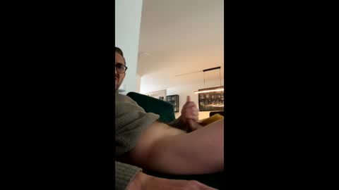 alpacinoishere online show from February 4, 8:42 am