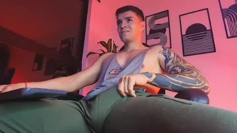 alpha_dominus_ online show from June 22, 2:57 am