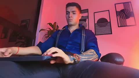 alpha_dominus_ online show from June 23, 3:15 am