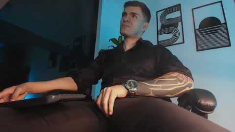 alpha_dominus_ online show from July 13, 3:31 am