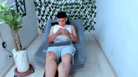 Snapshot of alpha_pprs chatting on December 2, 7:47 am Alpha pprs online show from December 2, 7:47 am