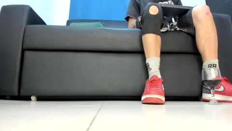 Snapshot of alpha_smit chatting on October 16, 8:21 pm alpha smit online show from October 16, 8:21 pm