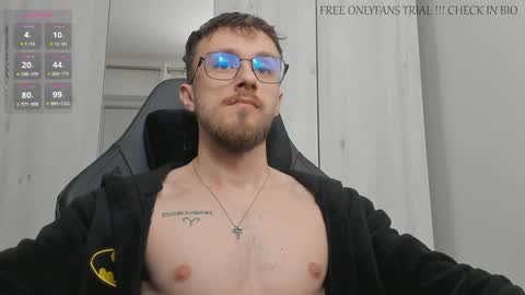 Snapshot of alphaboyfun chatting on January 4, 12:27 am Andi online show from January 4, 12:27 am