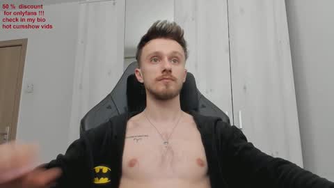 Snapshot of alphaboyfun chatting on February 18, 2:27 am Andi online show from February 18, 2:27 am