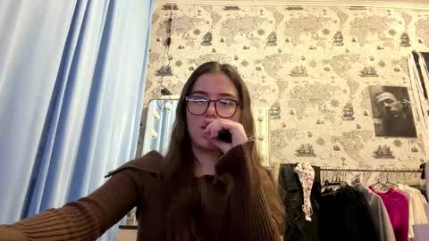 Ksenia online show from December 4, 3:21 pm