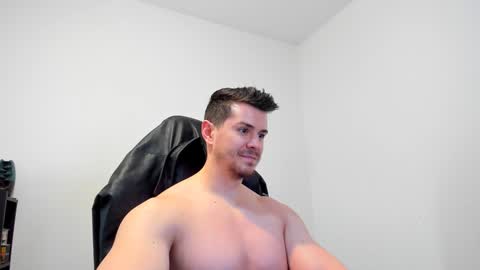 Snapshot of alphagodleatherking92 chatting on January 22, 11:12 am LeatherMaster online show from January 22, 11:12 am